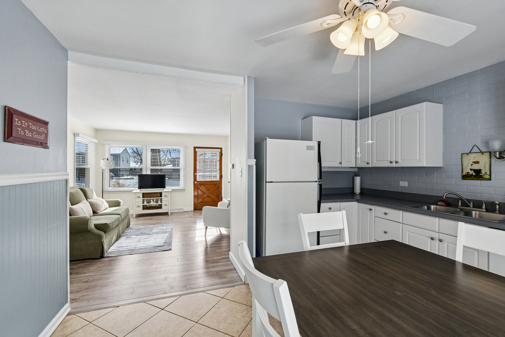 8926 Fairway Drive, Orland Park, IL 60462