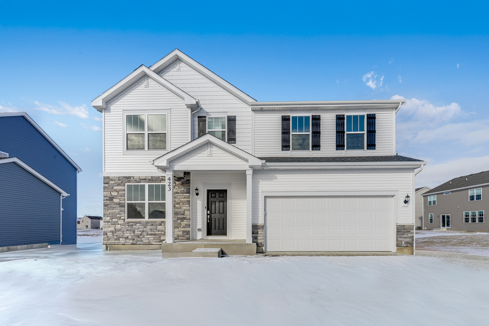 423 Hathaway Lane, Oswego, IL 60543