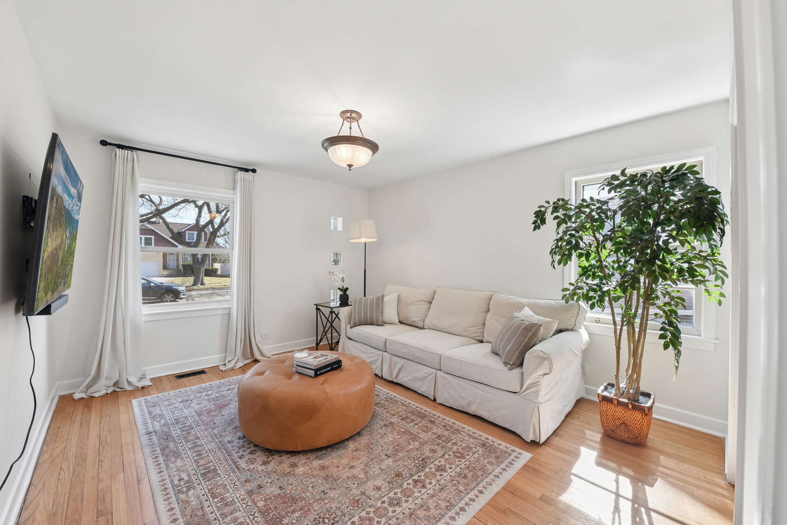 926 S Spring Avenue, La Grange, IL 60525