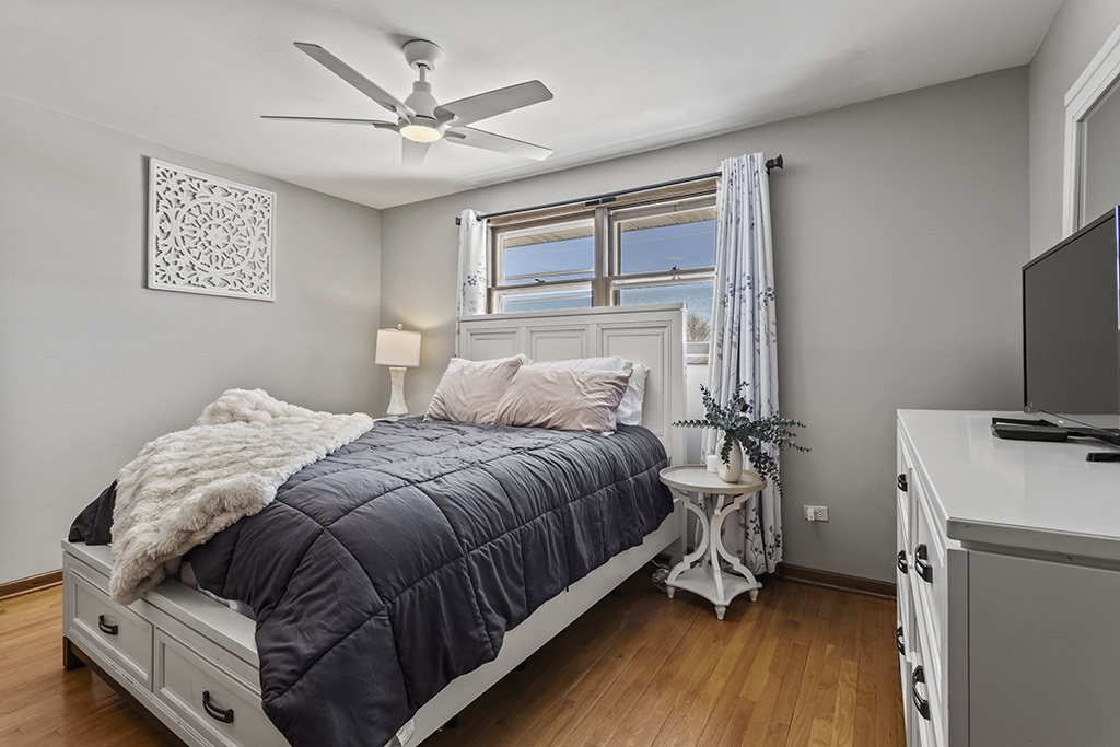 17374 Overhill Avenue, Tinley Park, IL 60477