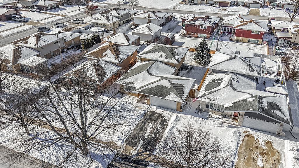 17374 Overhill Avenue, Tinley Park, IL 60477