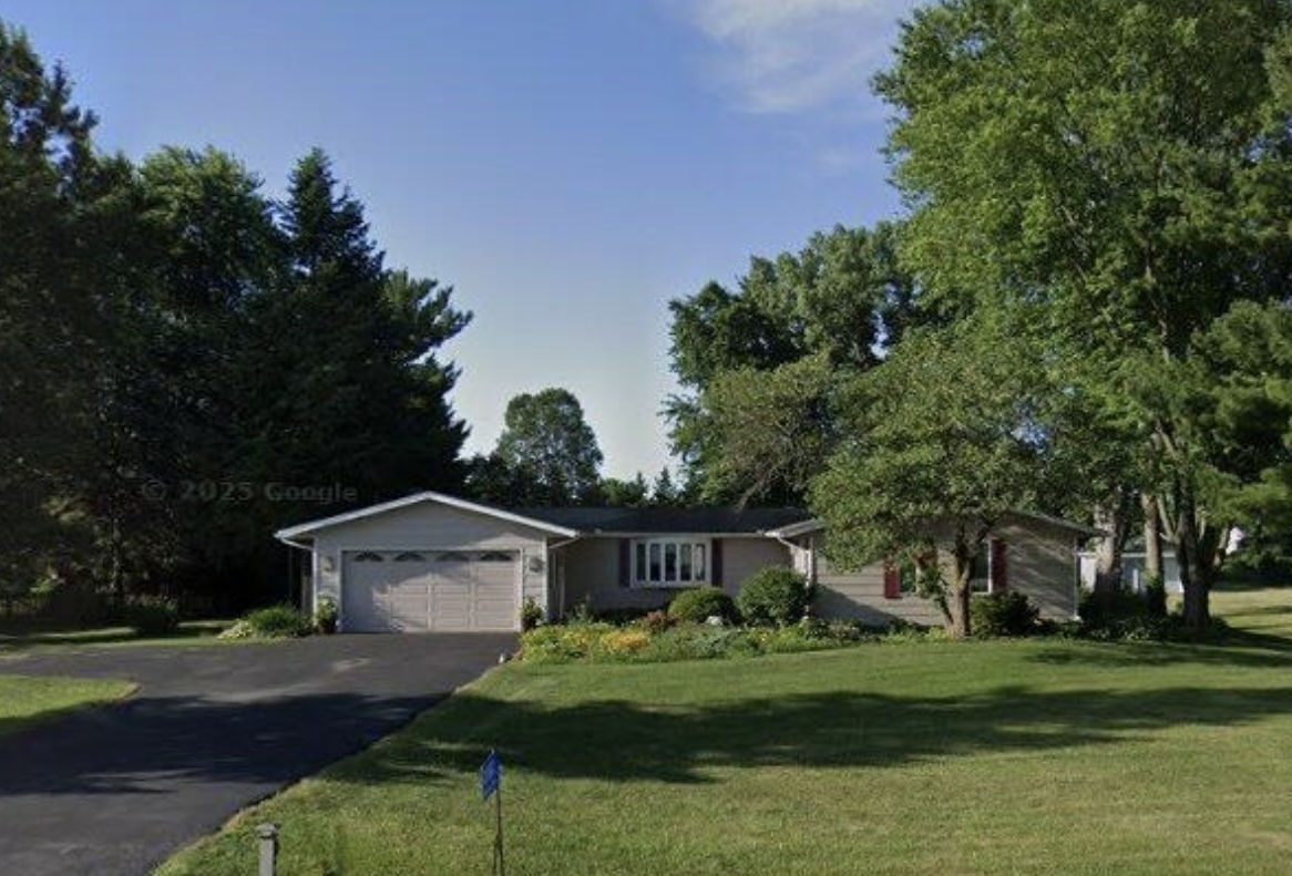 2382 N 41st Road, Sheridan, IL 60551