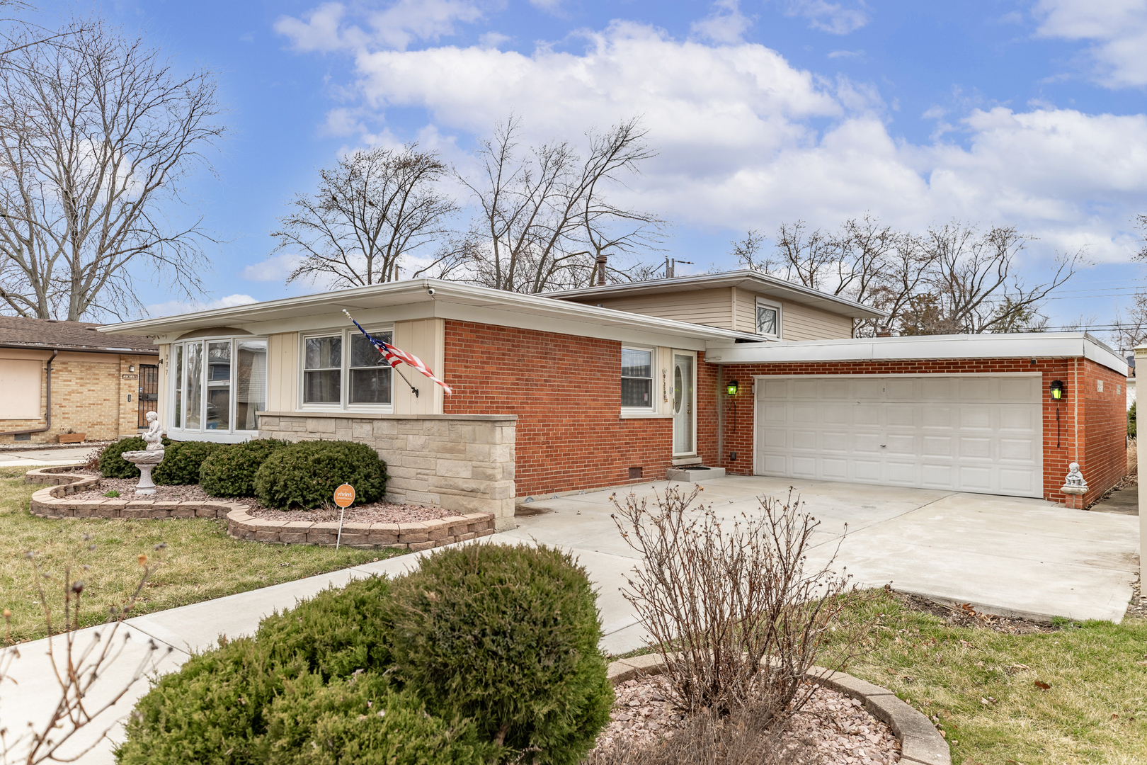 277 May Court, Chicago Heights, IL 60411