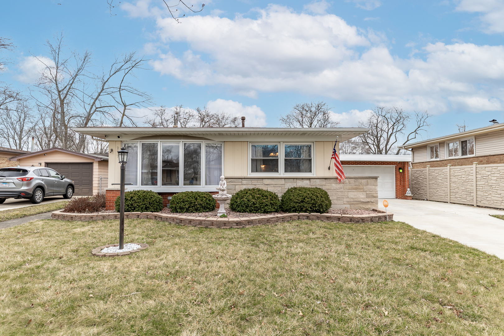 277 May Court, Chicago Heights, IL 60411
