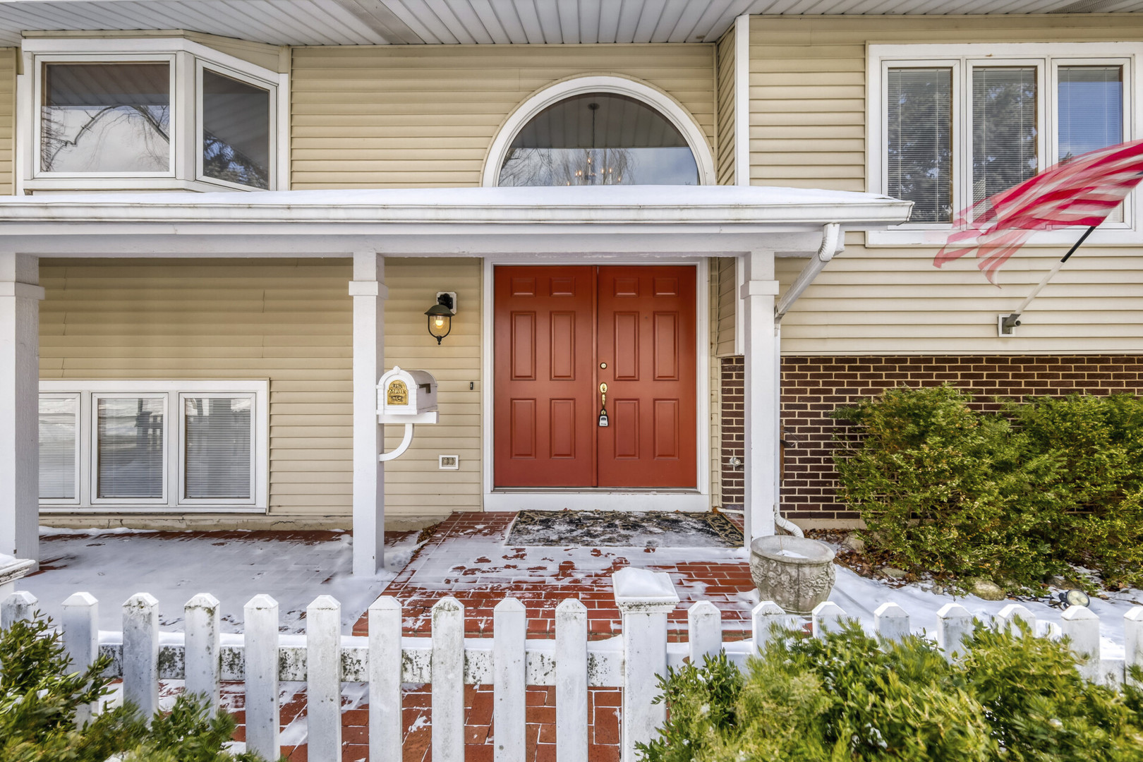 295 Brighton Road, Elk Grove Village, IL 60007