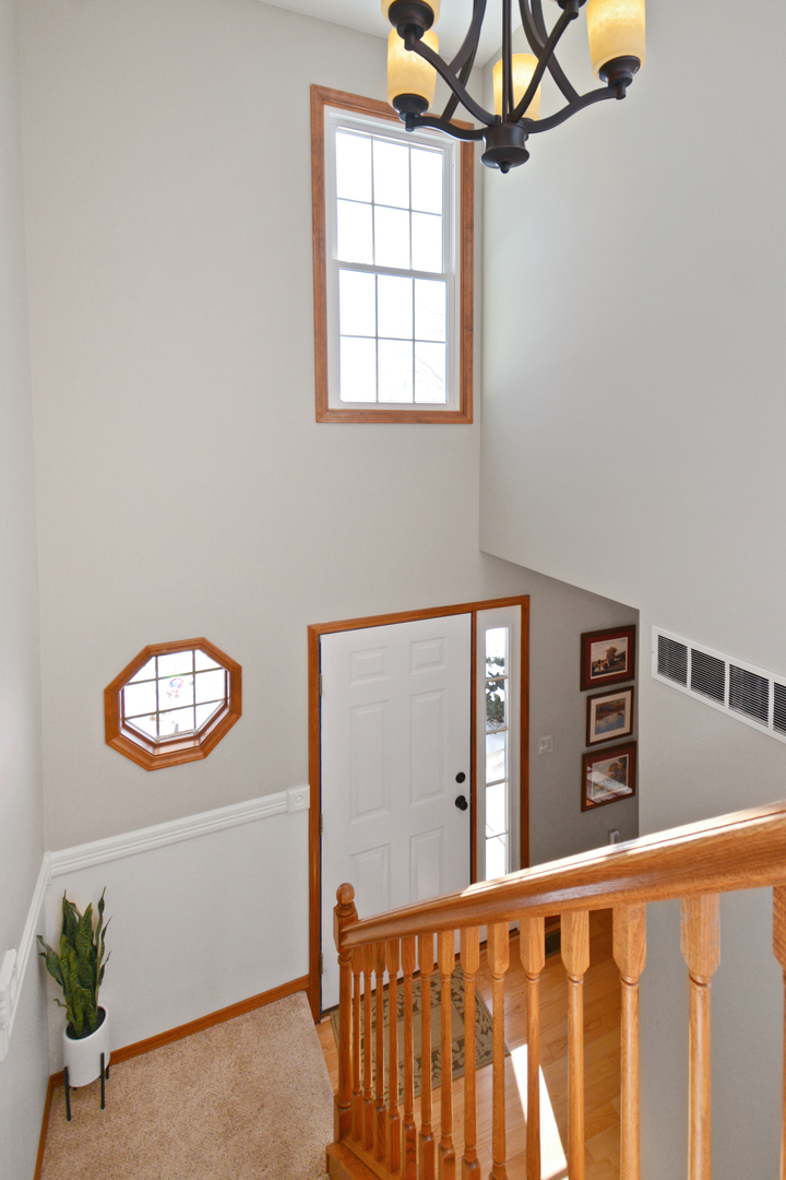 10 Cameron Court, Bloomington, IL 61704