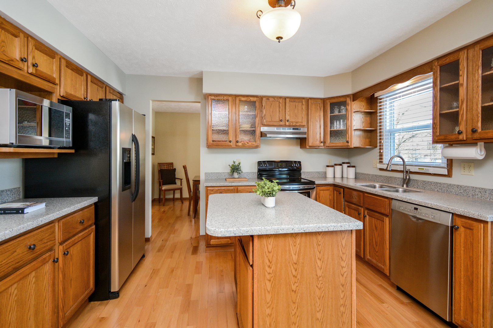 10 Cameron Court, Bloomington, IL 61704