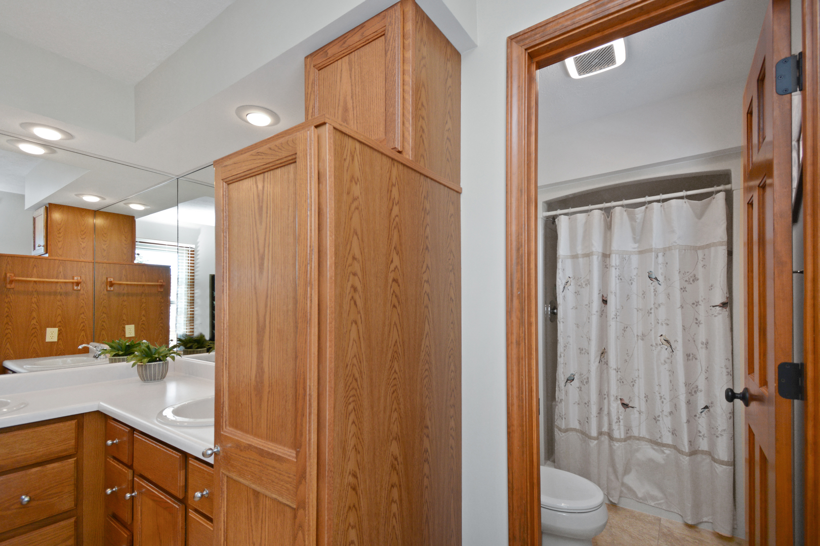 10 Cameron Court, Bloomington, IL 61704