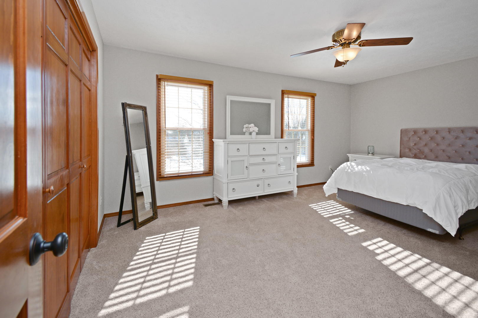 10 Cameron Court, Bloomington, IL 61704