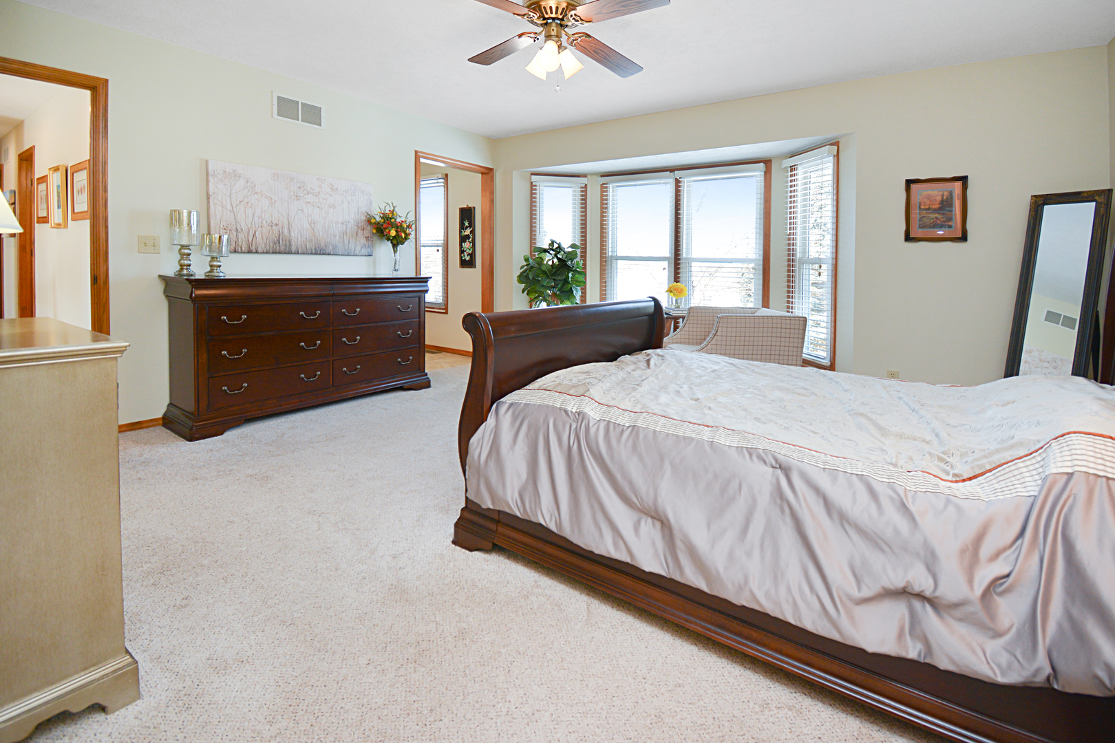 10 Cameron Court, Bloomington, IL 61704