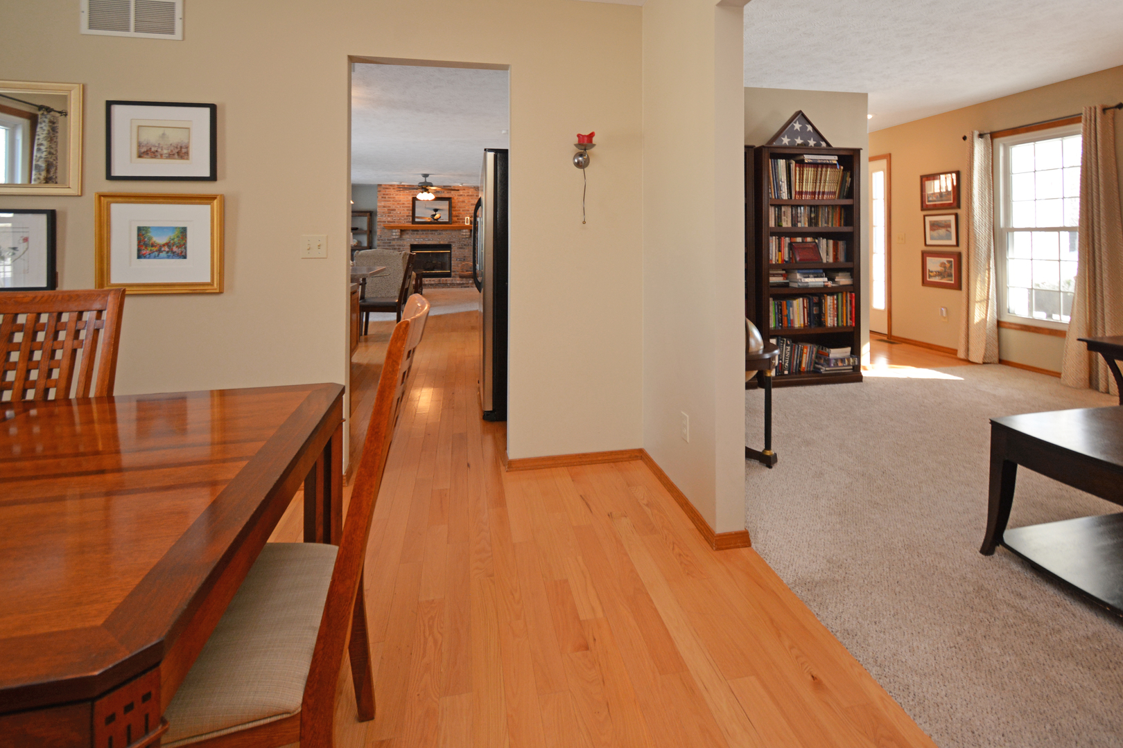 10 Cameron Court, Bloomington, IL 61704