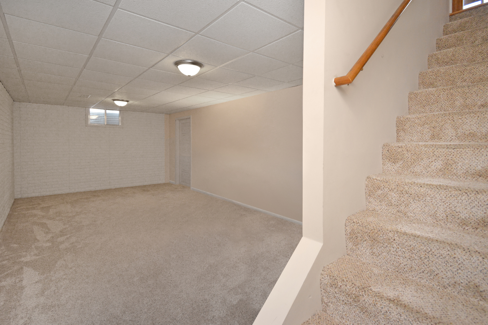 10 Cameron Court, Bloomington, IL 61704