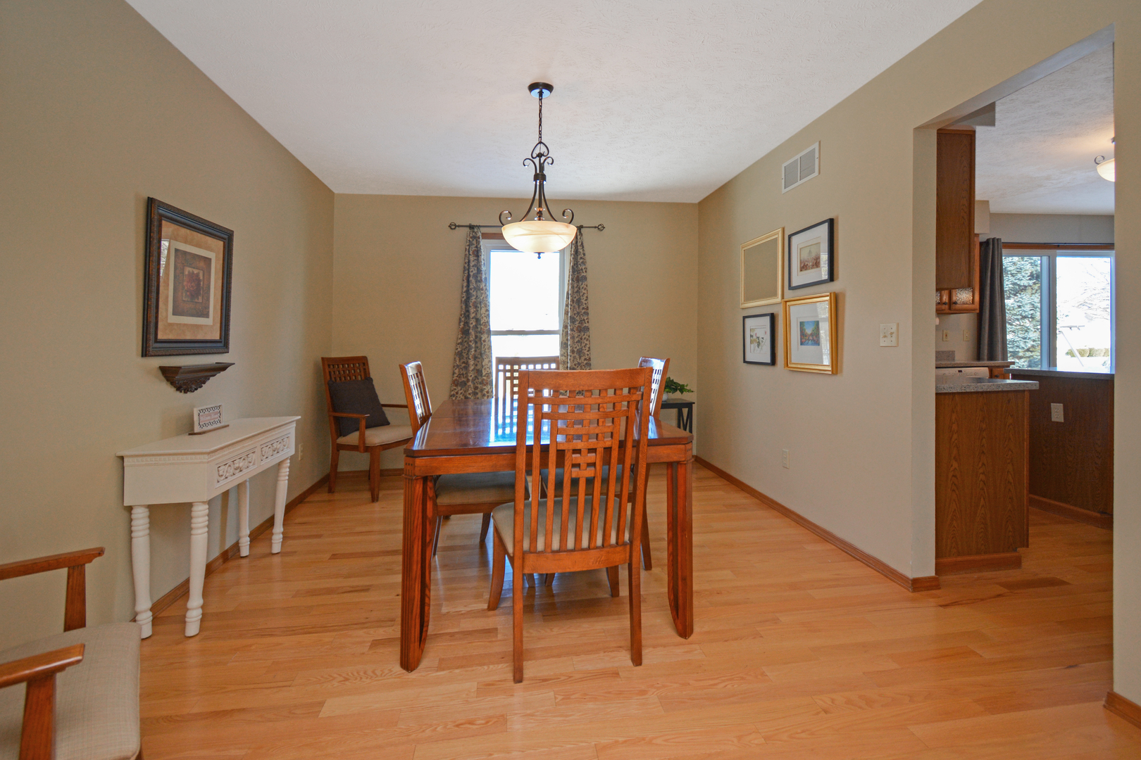 10 Cameron Court, Bloomington, IL 61704