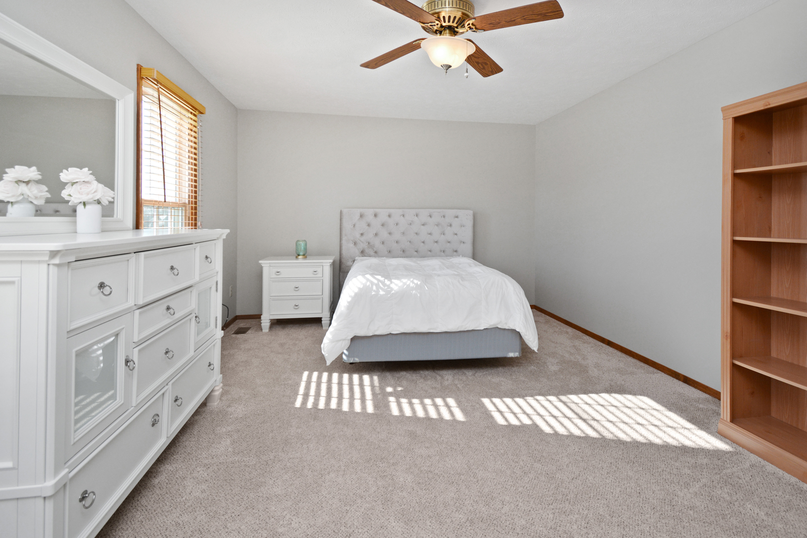 10 Cameron Court, Bloomington, IL 61704