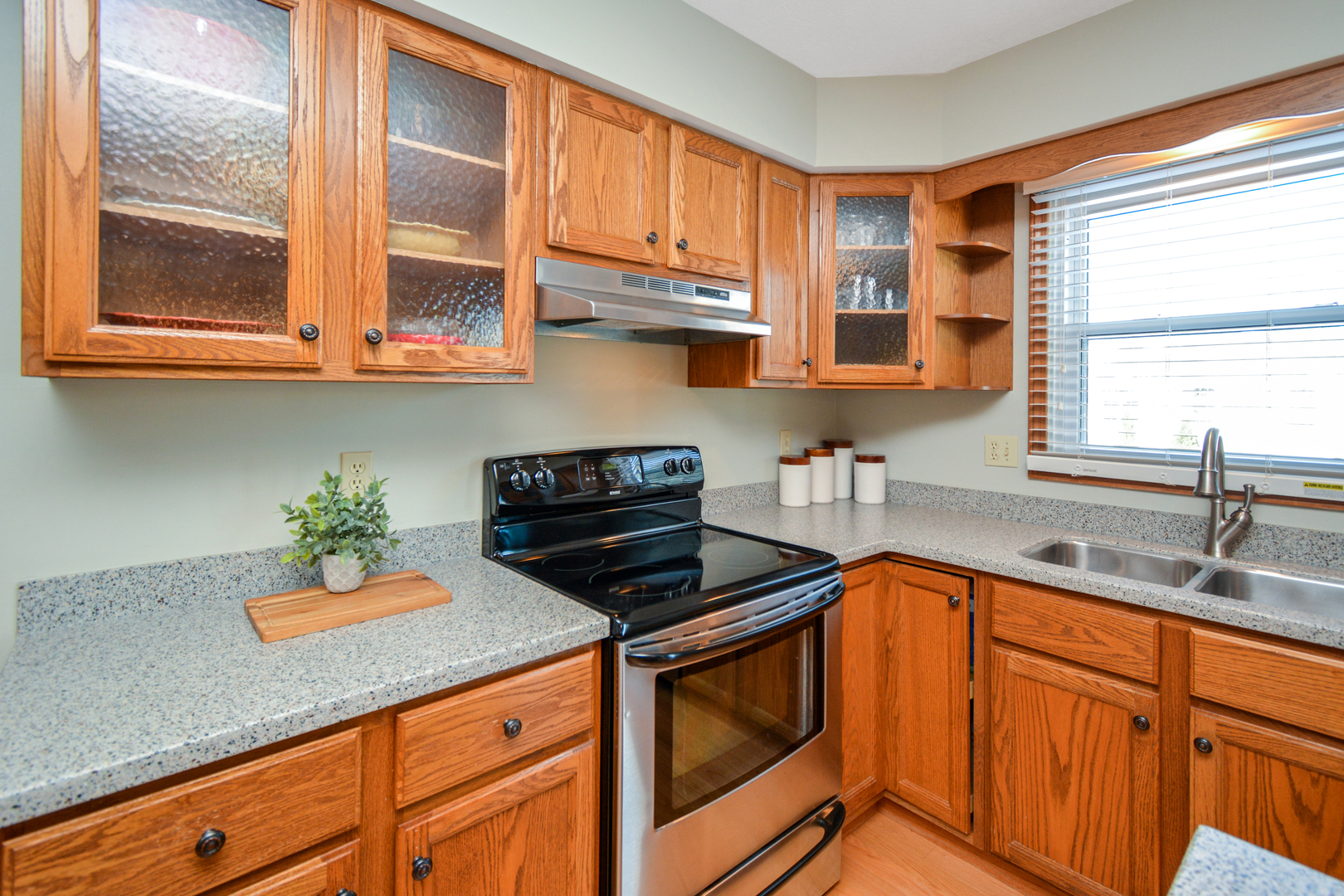 10 Cameron Court, Bloomington, IL 61704