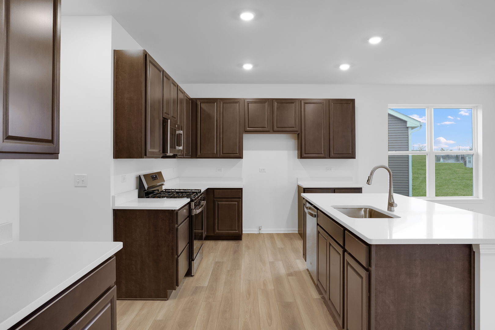 396 Cottrell Drive, Aurora, IL 60506