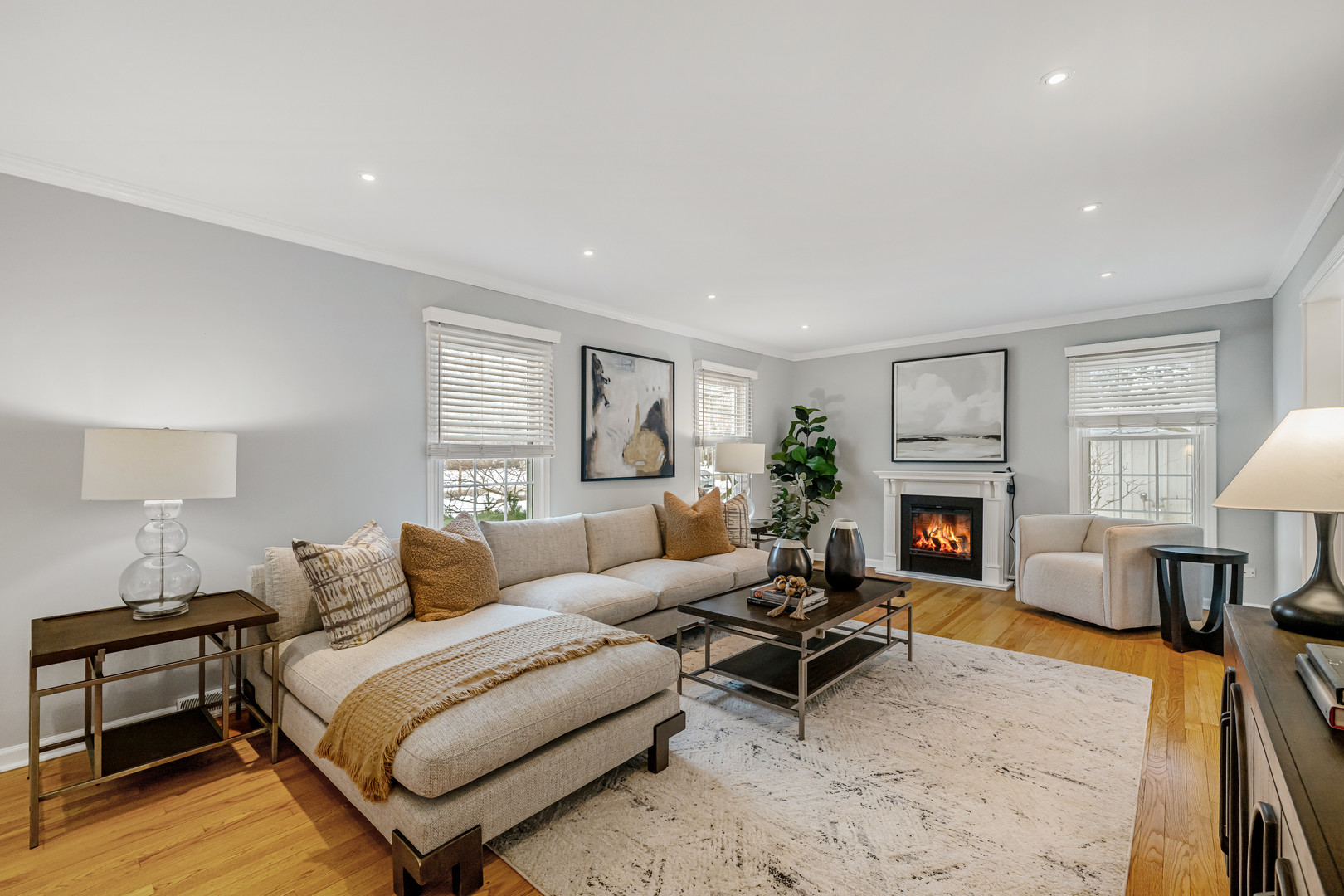 41 Canterbury Road, Lincolnshire, IL 60069