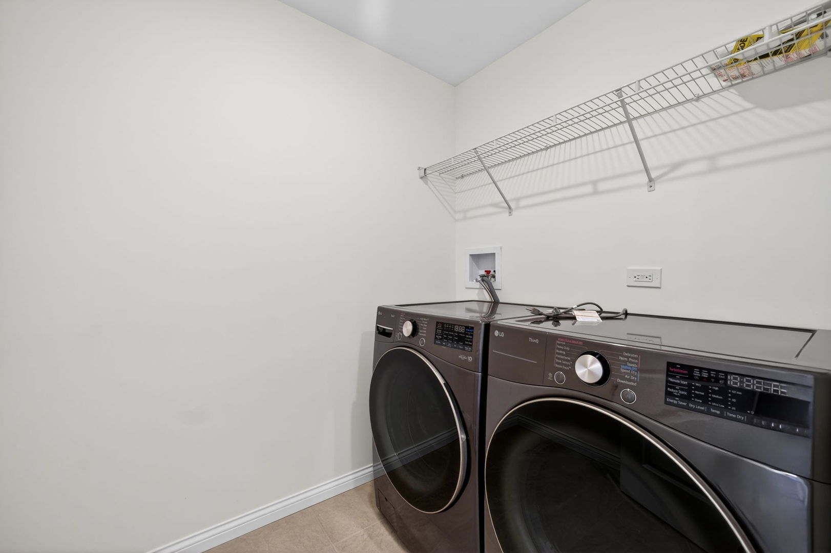 533 Watercress Drive, Aurora, IL 60504