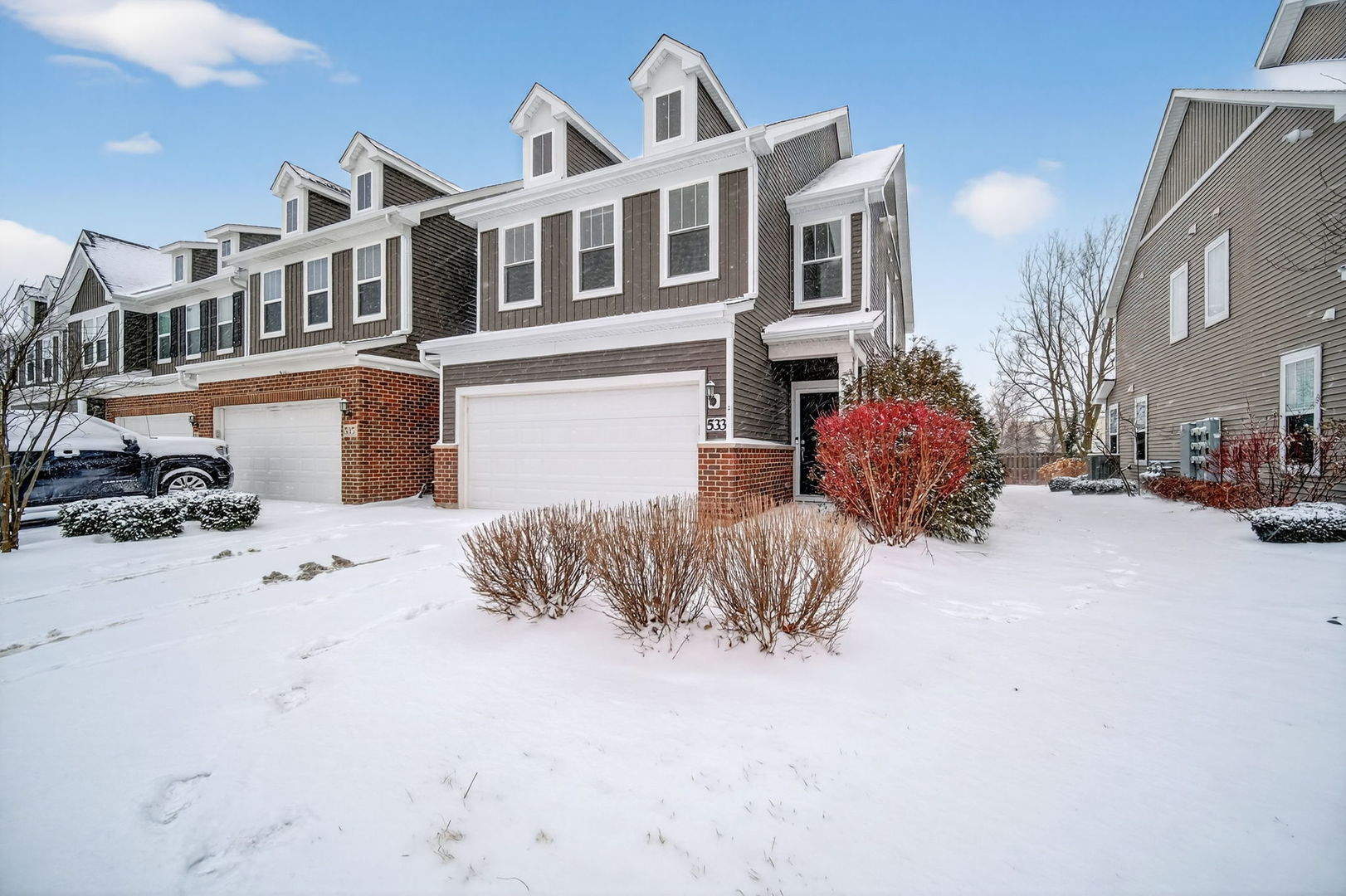 533 Watercress Drive, Aurora, IL 60504