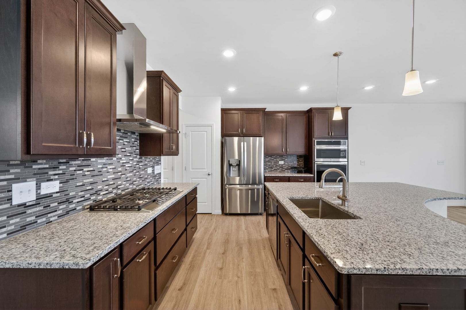 533 Watercress Drive, Aurora, IL 60504