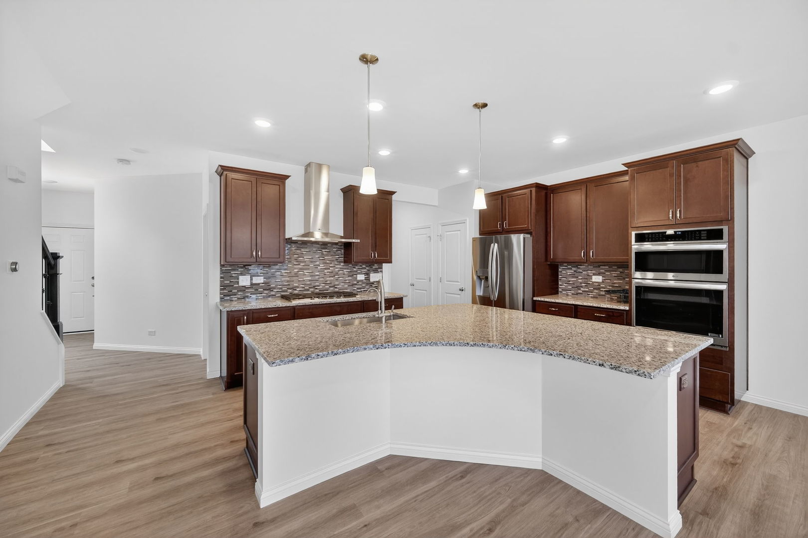 533 Watercress Drive, Aurora, IL 60504