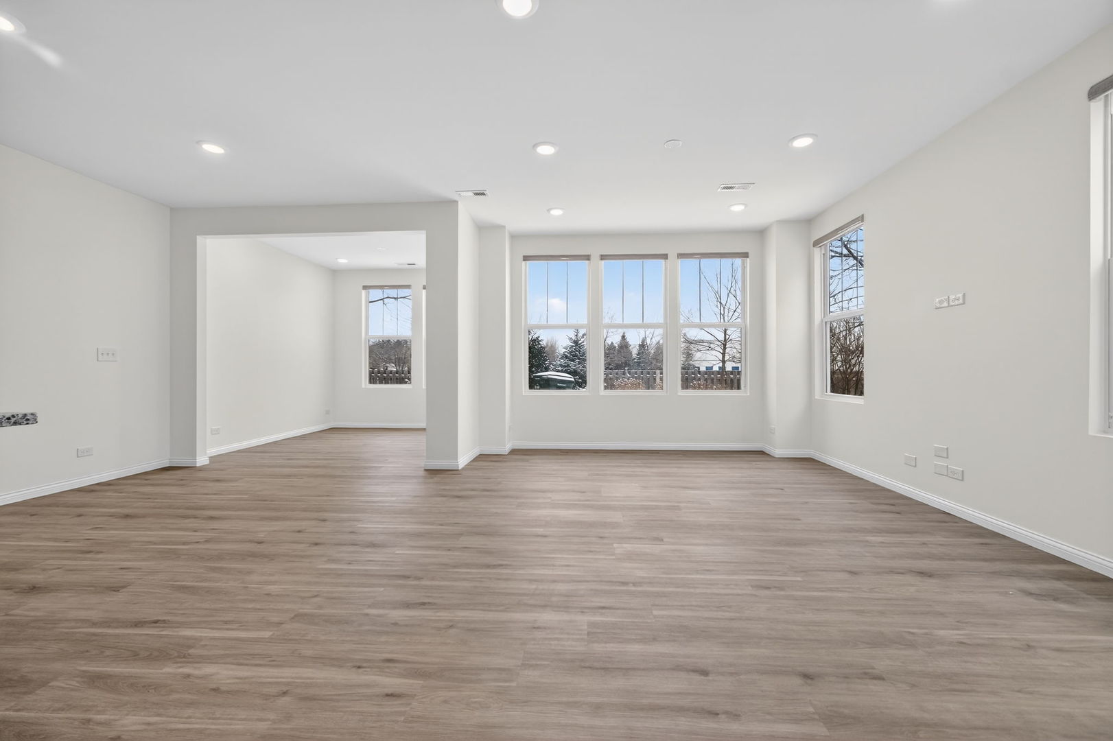 533 Watercress Drive, Aurora, IL 60504