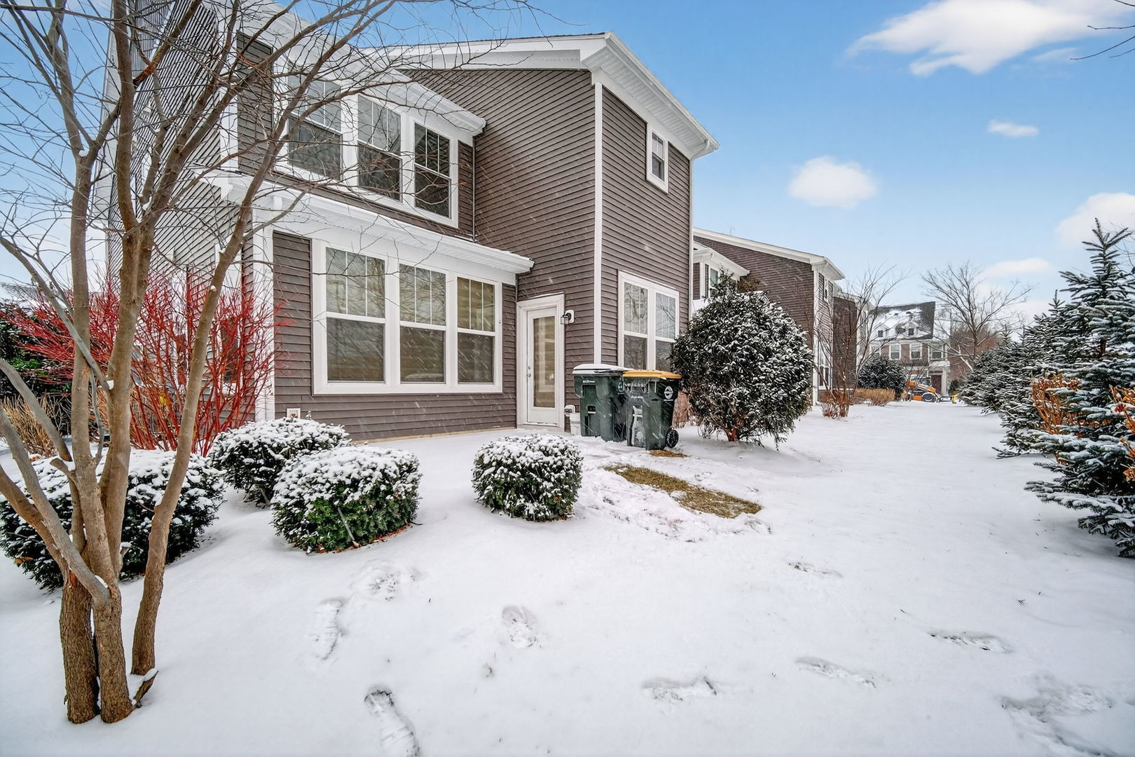 533 Watercress Drive, Aurora, IL 60504