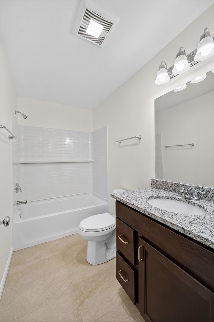 533 Watercress Drive, Aurora, IL 60504