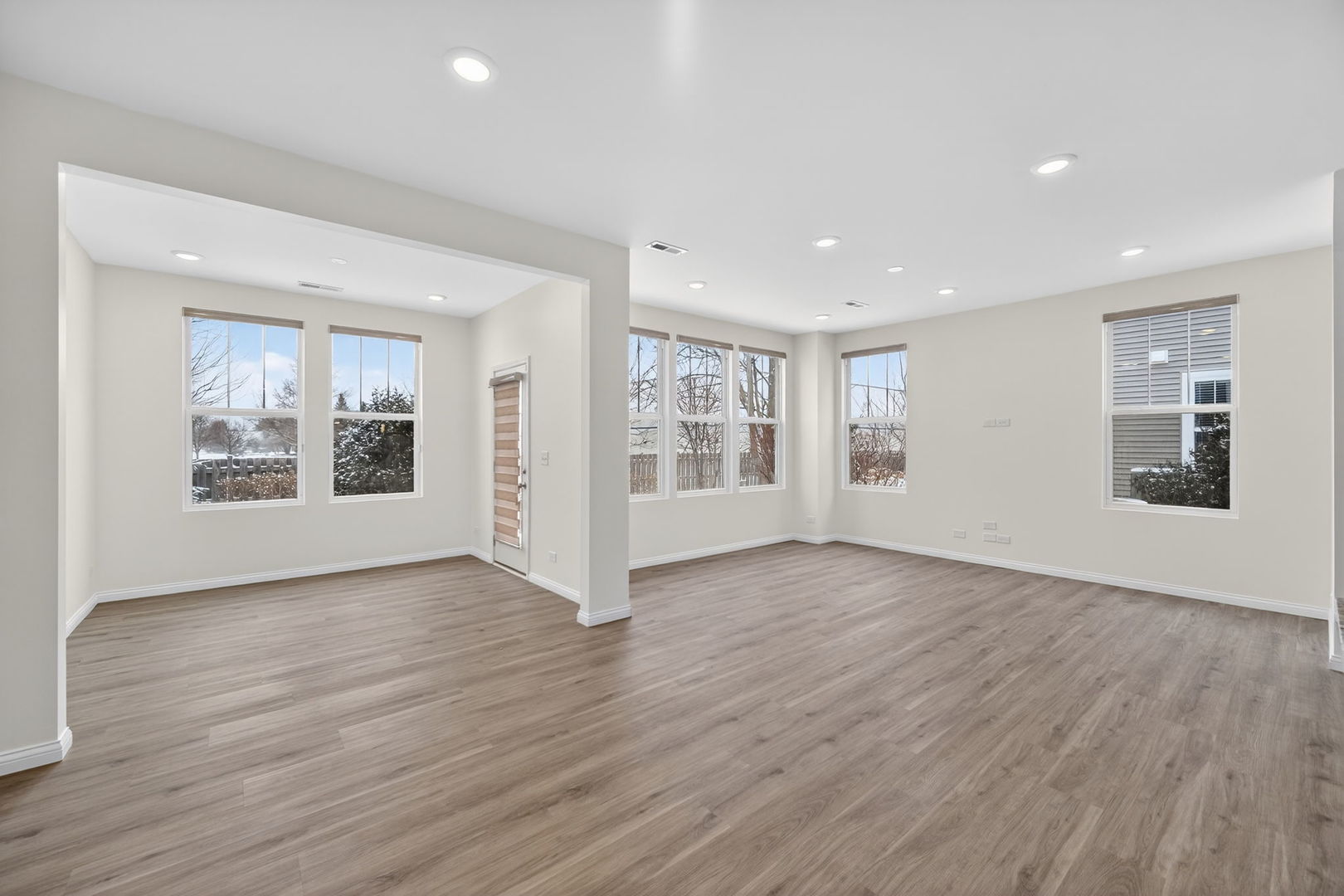 533 Watercress Drive, Aurora, IL 60504