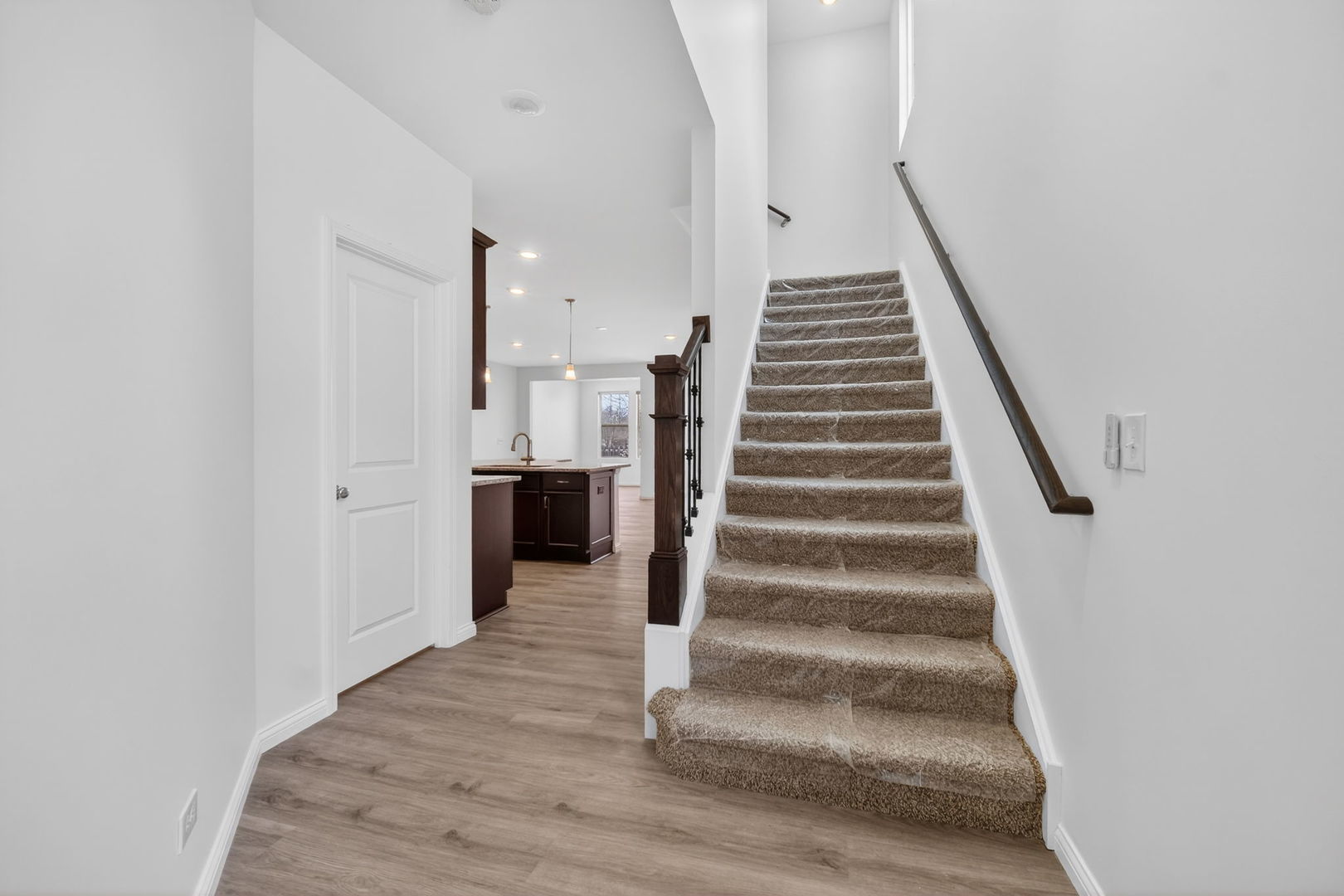 533 Watercress Drive, Aurora, IL 60504