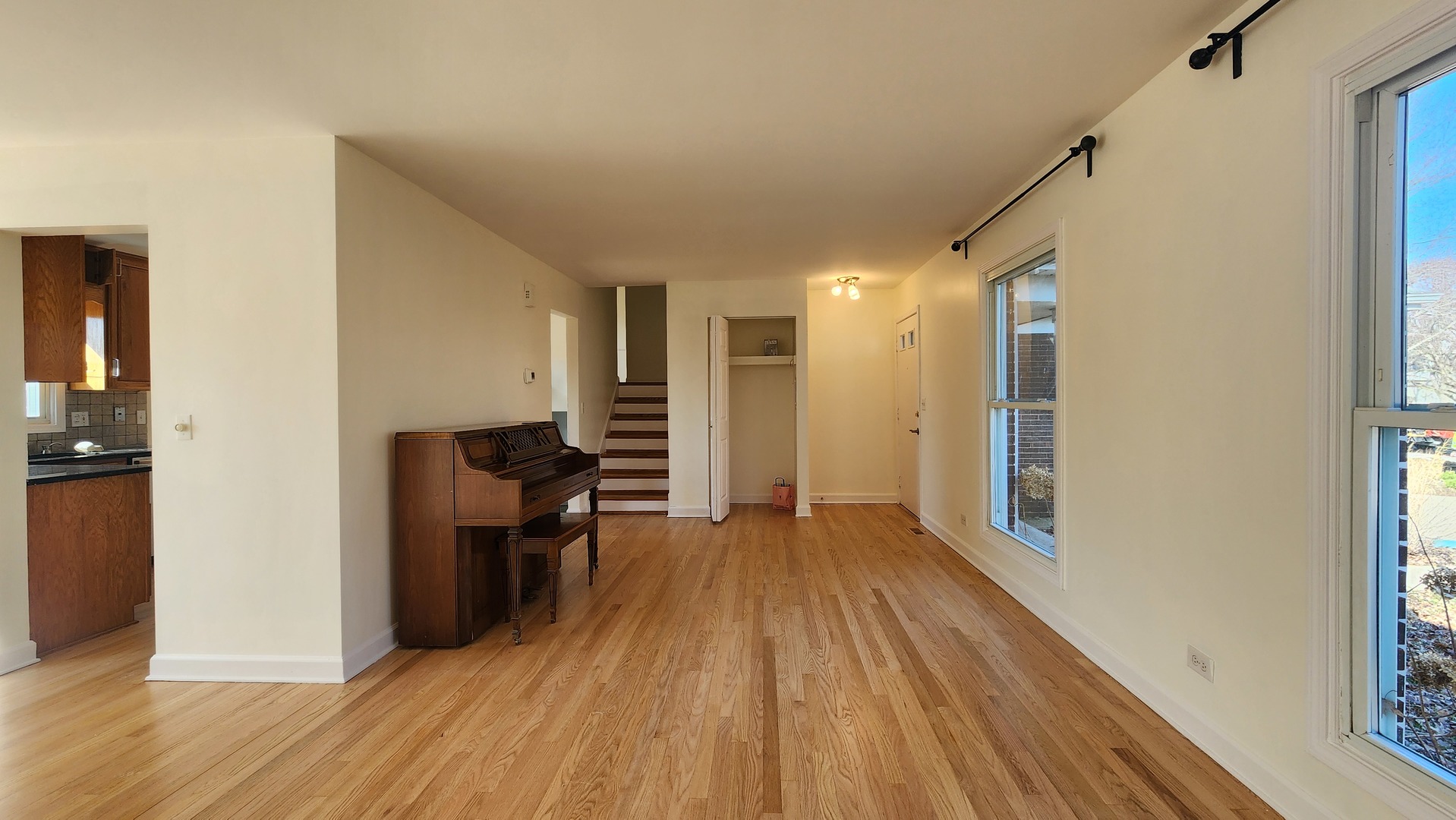 5 Castlegate Court, Vernon Hills, IL 60061