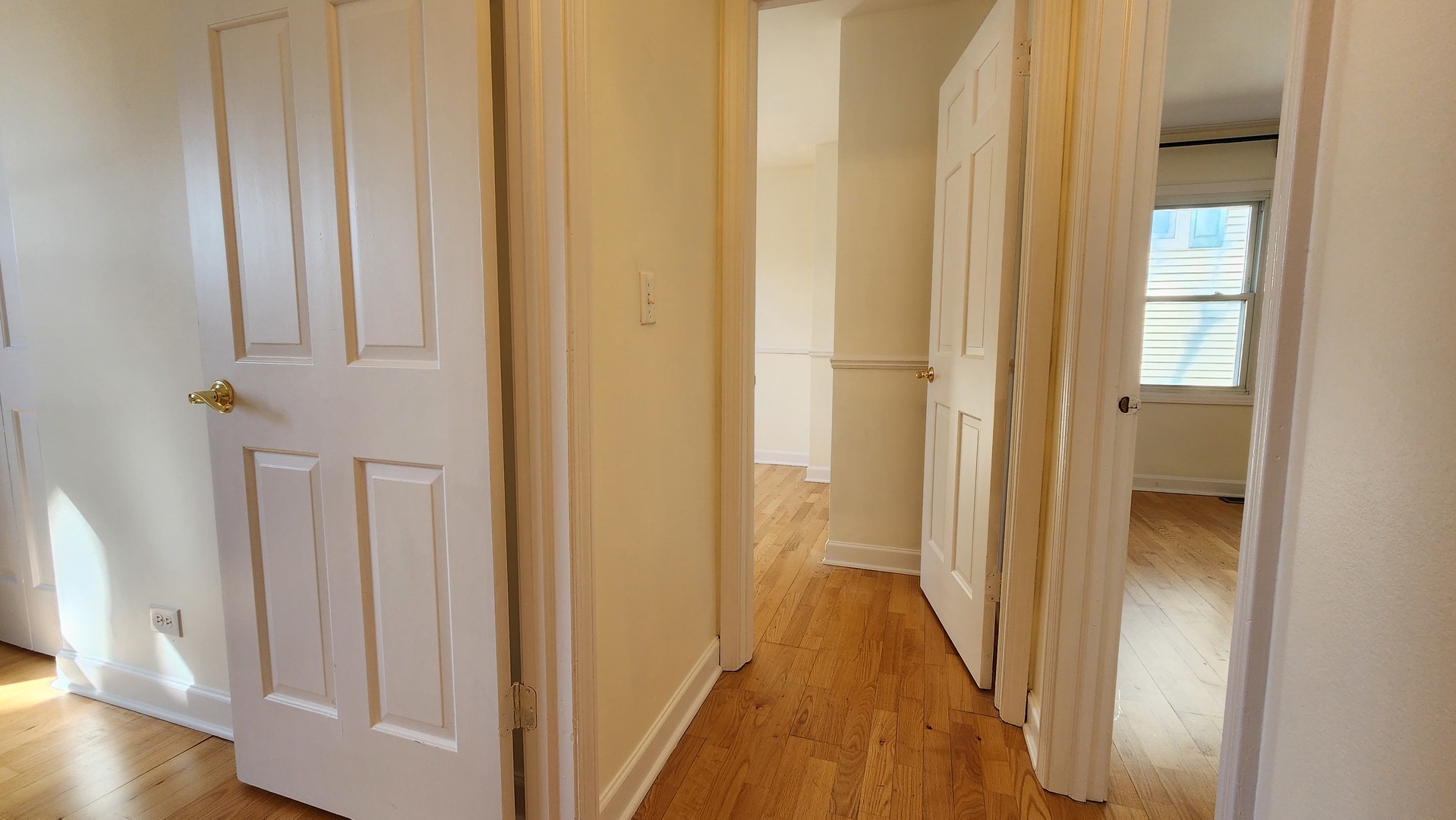 5 Castlegate Court, Vernon Hills, IL 60061