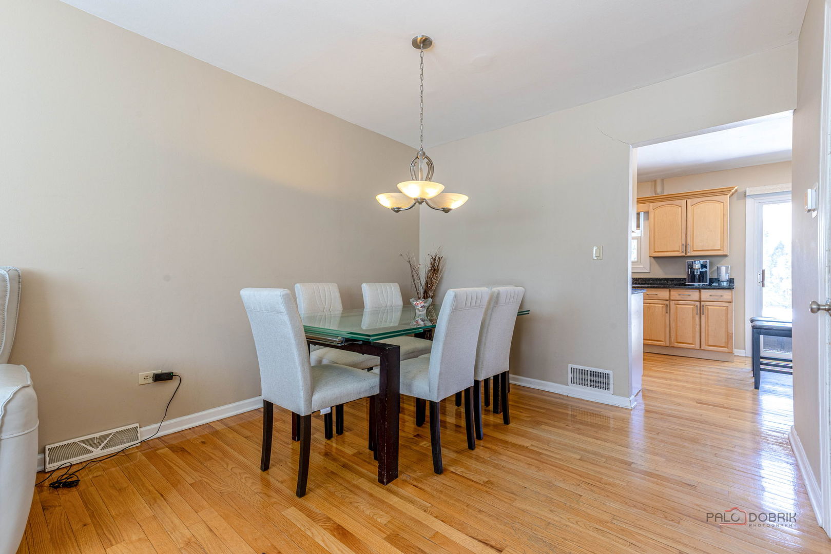 6 Forest Lane, Elk Grove Village, IL 60007