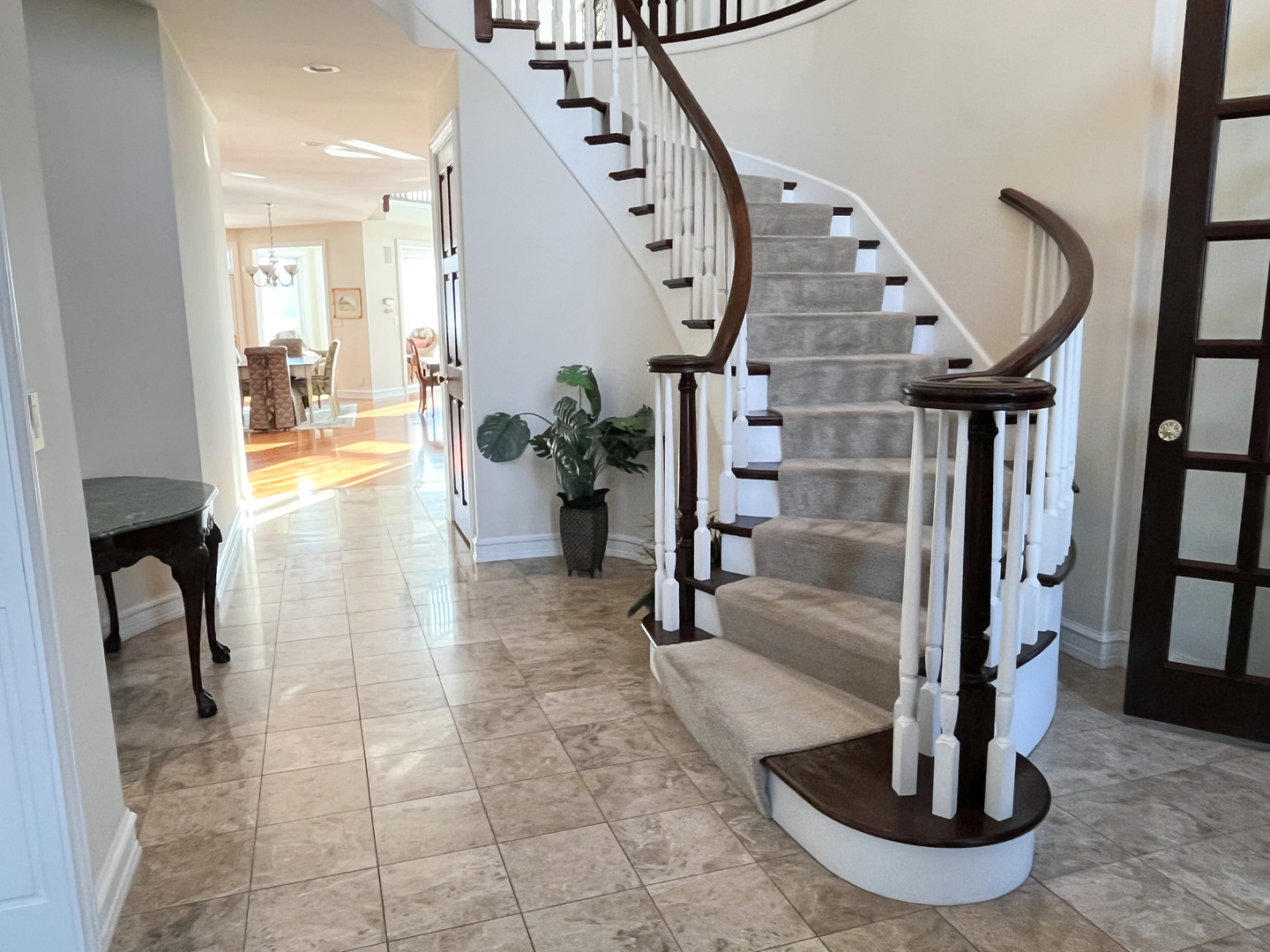 711 Berkshire Court, Downers Grove, IL 60516