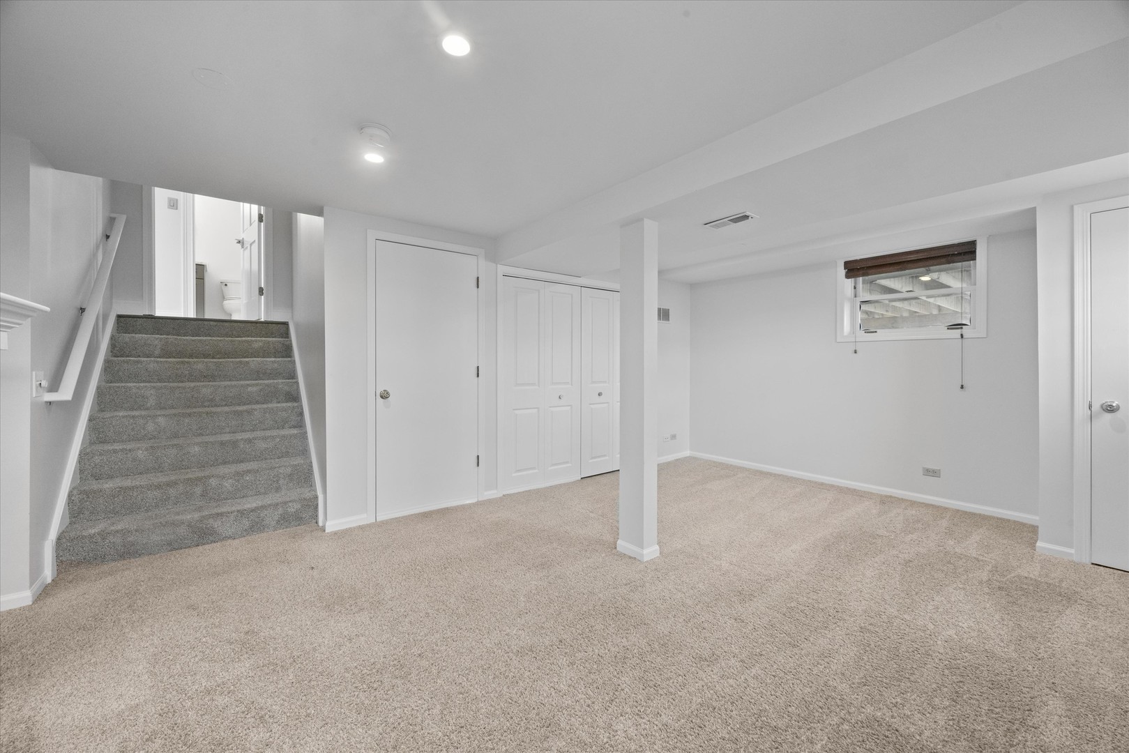 8708 Coventry Drive, Woodridge, IL 60517