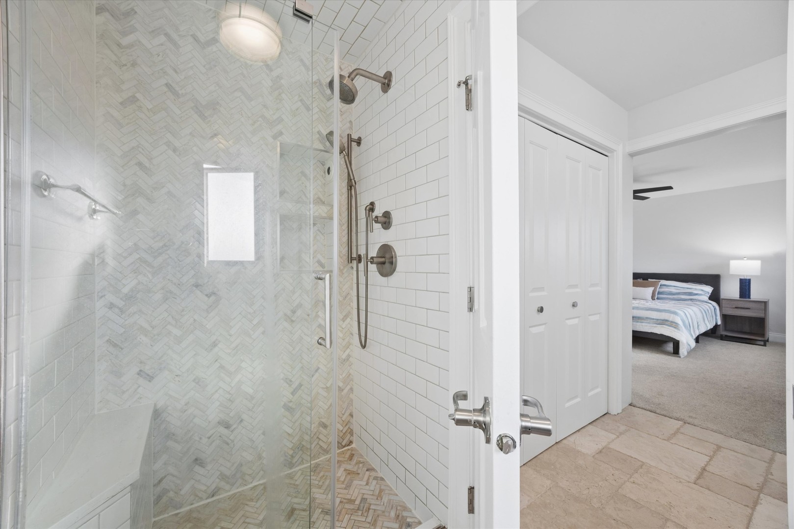 8708 Coventry Drive, Woodridge, IL 60517