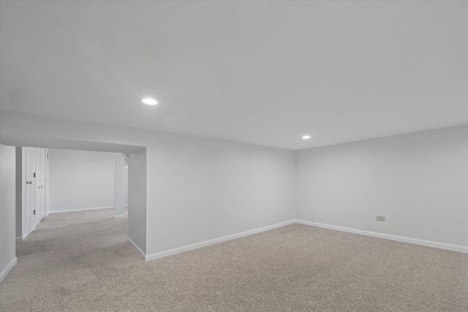 8708 Coventry Drive, Woodridge, IL 60517