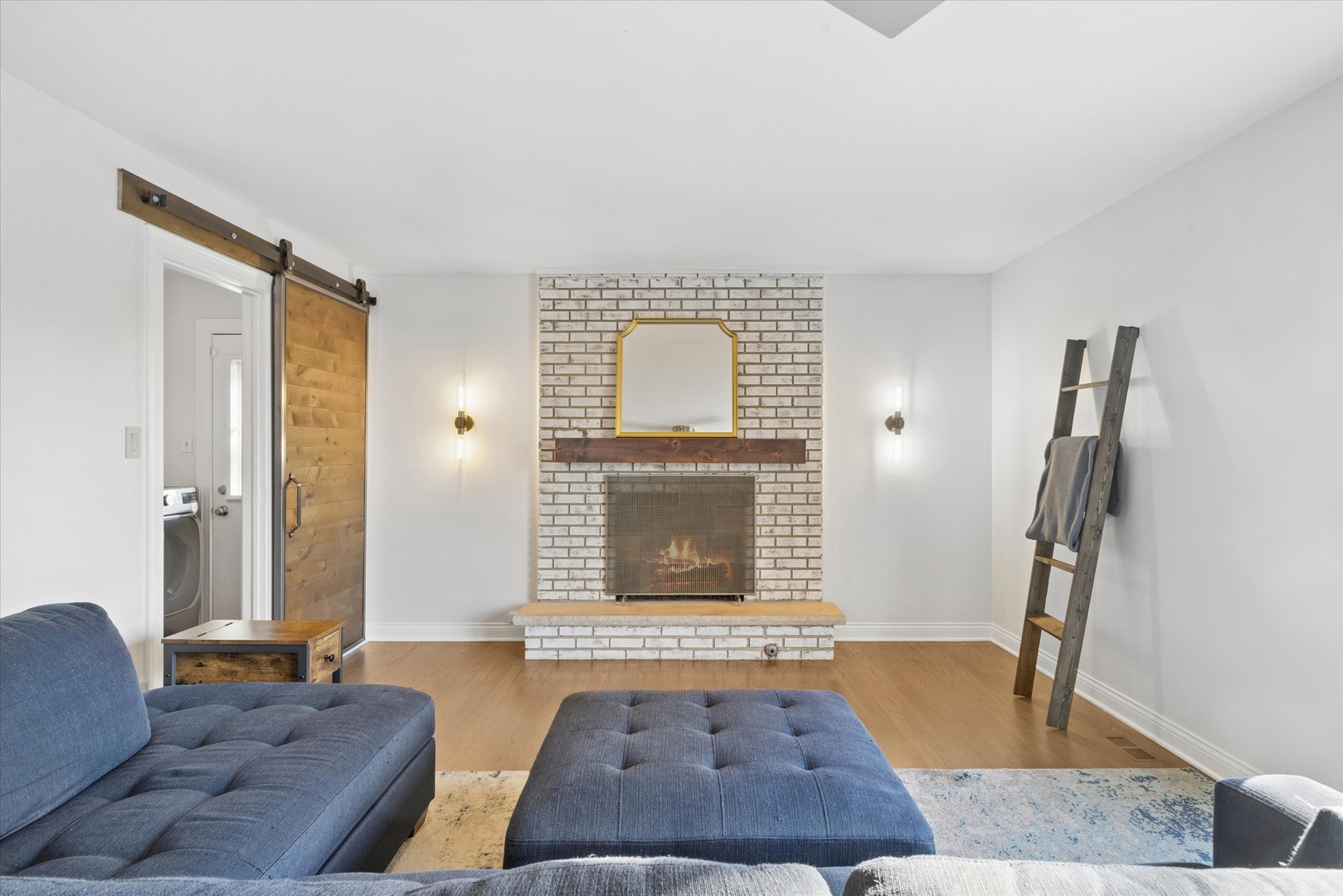 8708 Coventry Drive, Woodridge, IL 60517