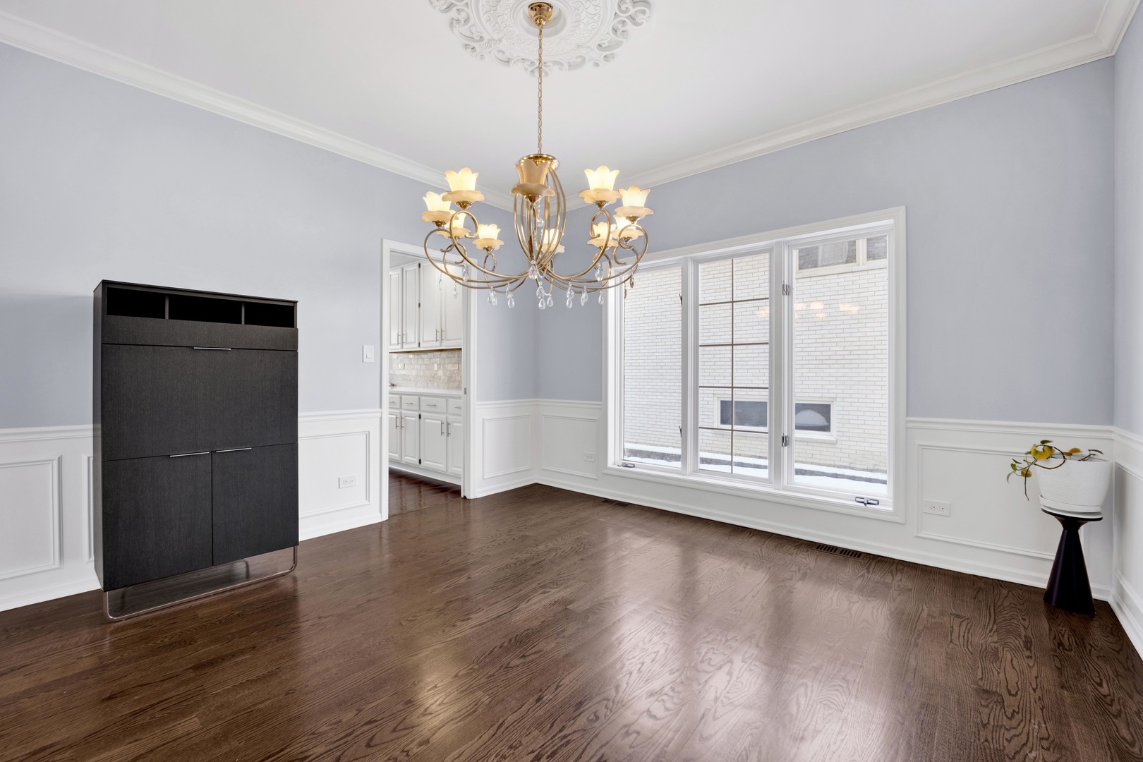 316 S Redfield Court, Park Ridge, IL 60068