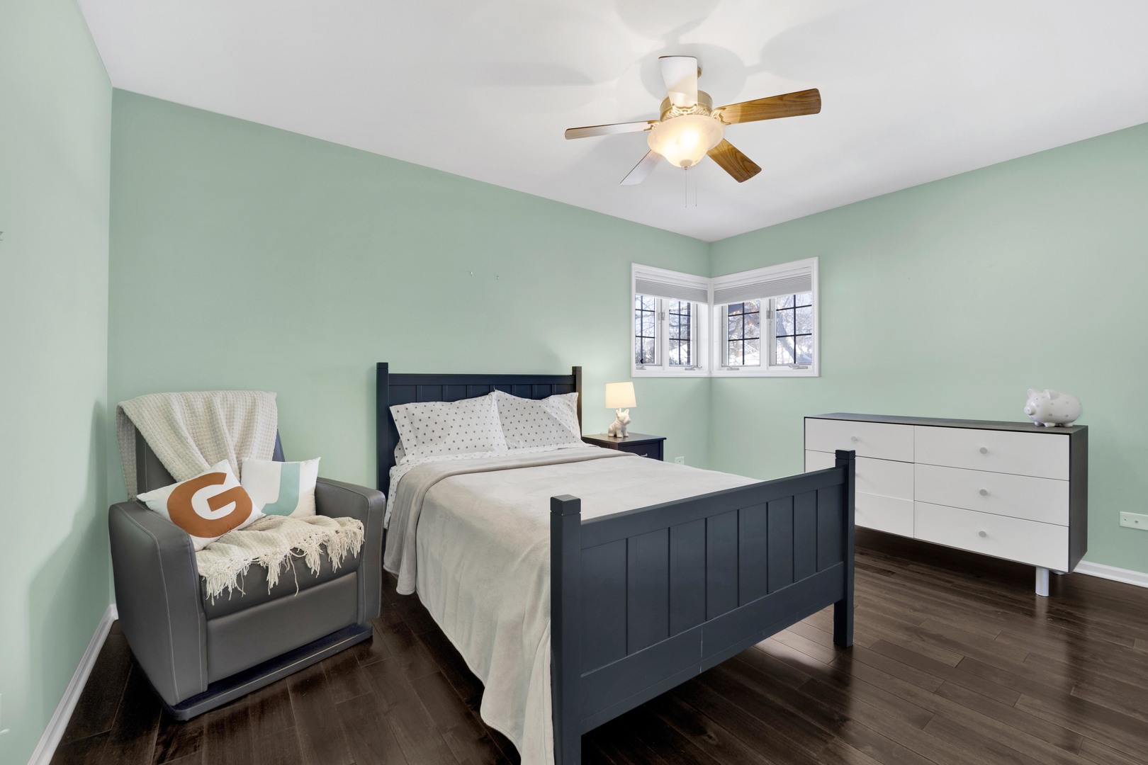 316 S Redfield Court, Park Ridge, IL 60068