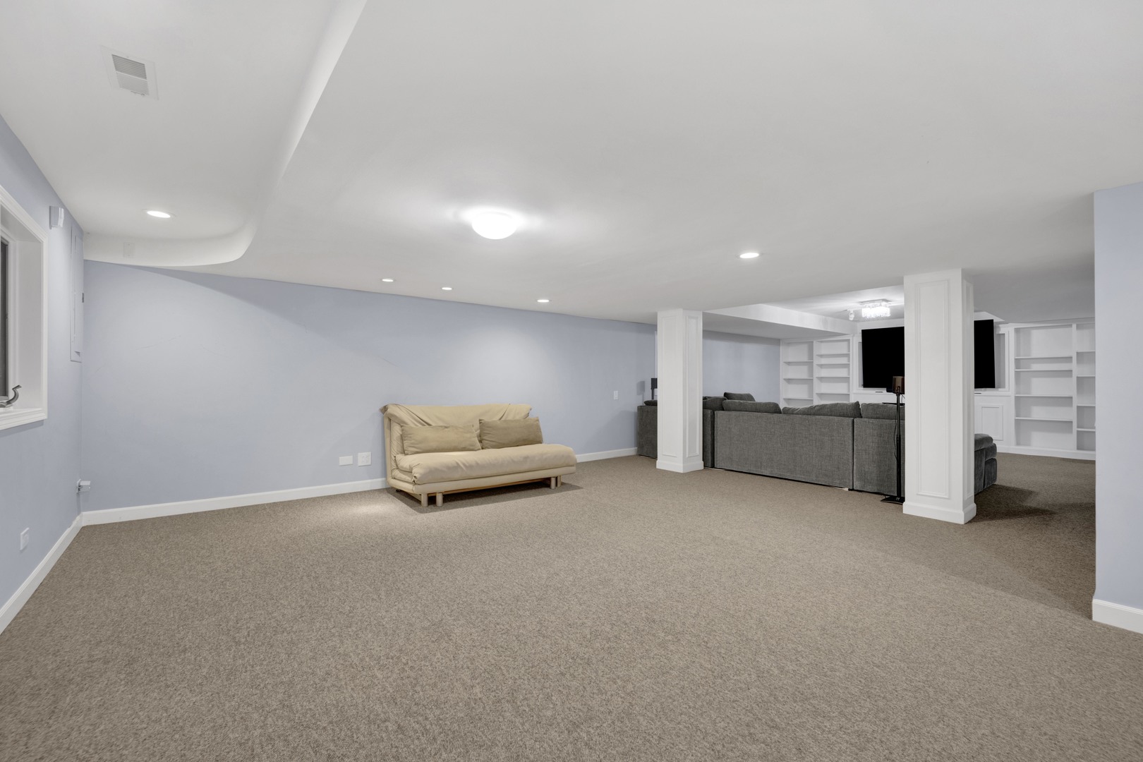 316 S Redfield Court, Park Ridge, IL 60068