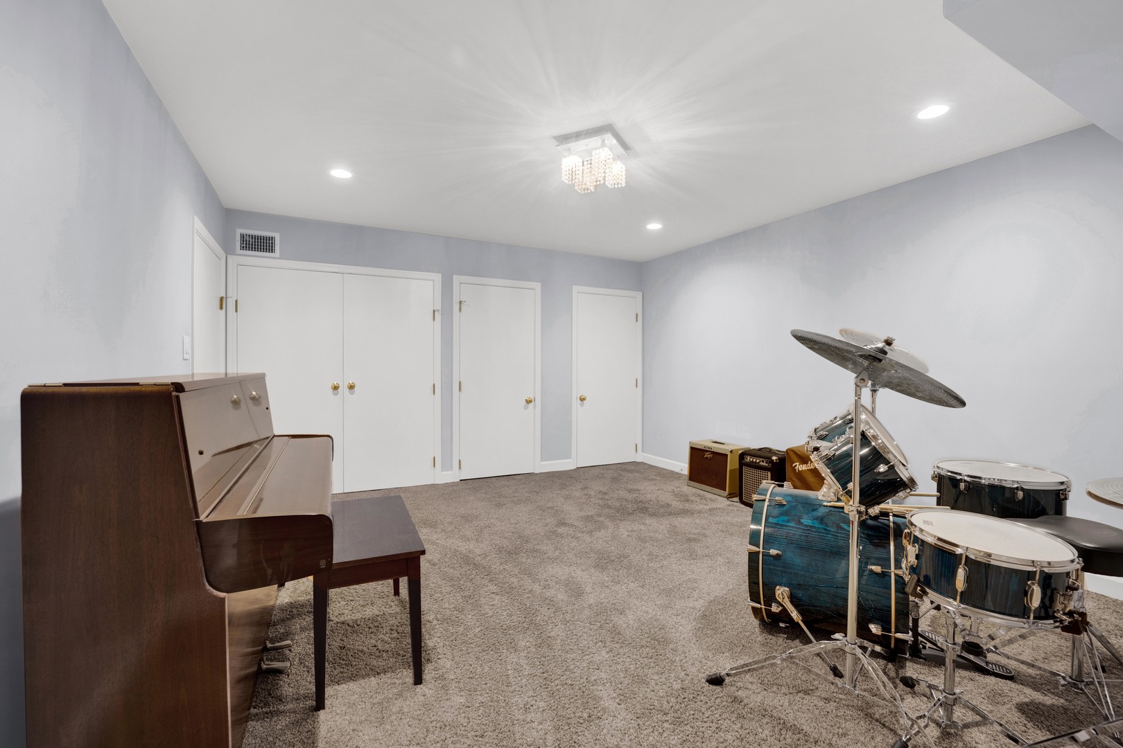 316 S Redfield Court, Park Ridge, IL 60068