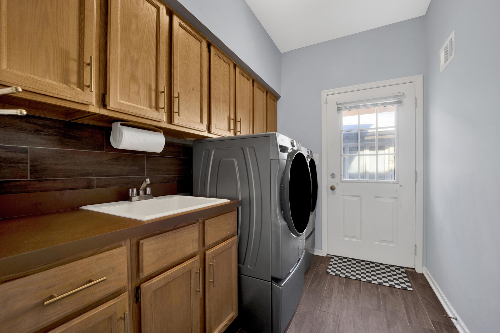 316 S Redfield Court, Park Ridge, IL 60068