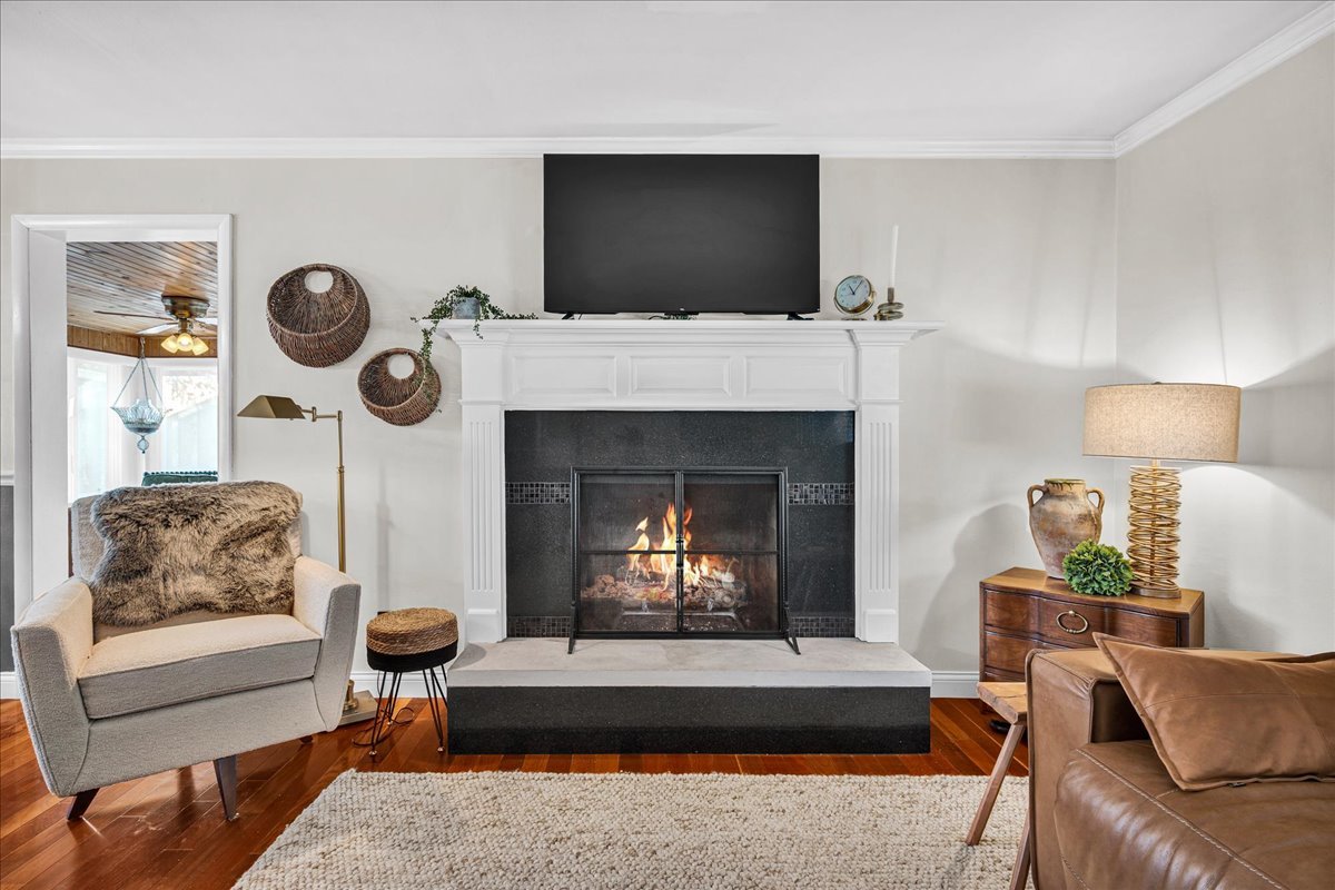 9 Ethell Parkway, Bloomington, IL 61701