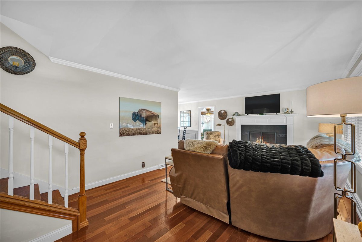 9 Ethell Parkway, Bloomington, IL 61701