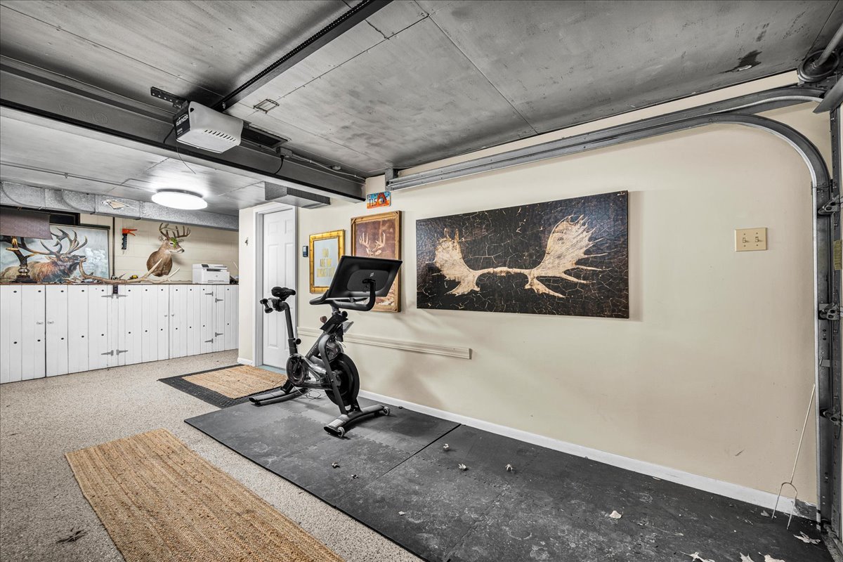 9 Ethell Parkway, Bloomington, IL 61701