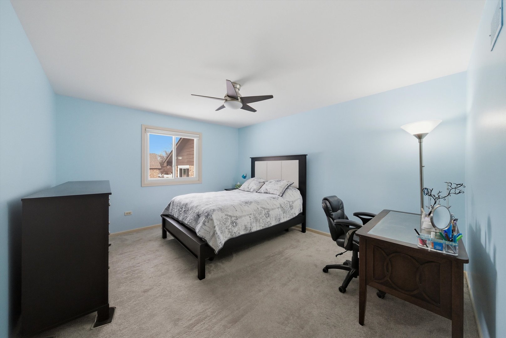 16754 Pineview Drive, Homer Glen, IL 60491