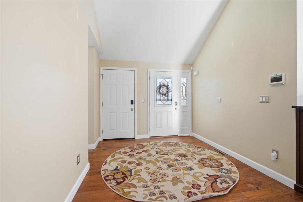 11 Spruce Court, Bloomington, IL 61704