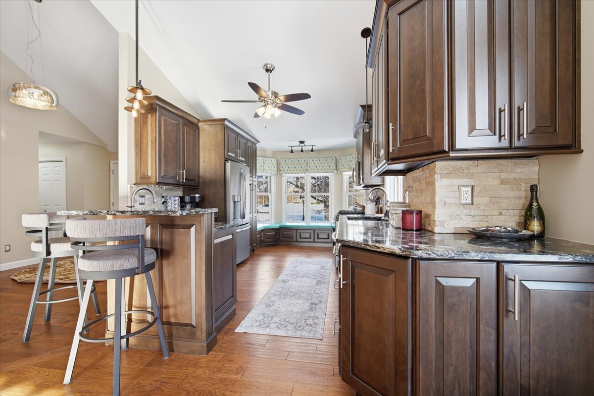 11 Spruce Court, Bloomington, IL 61704