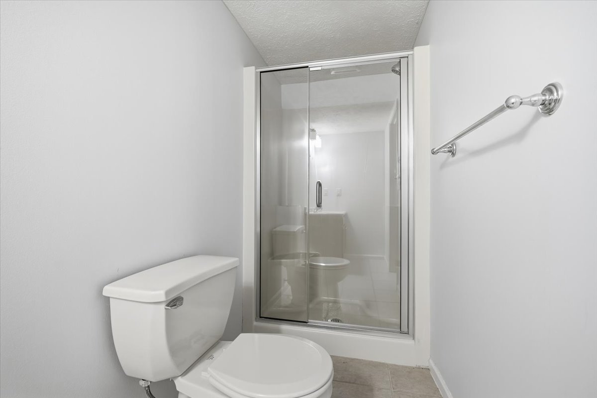 11 Spruce Court, Bloomington, IL 61704